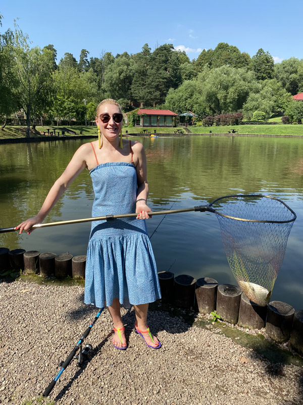 Менеджер по персоналу Ксения Попова знает рыбные места