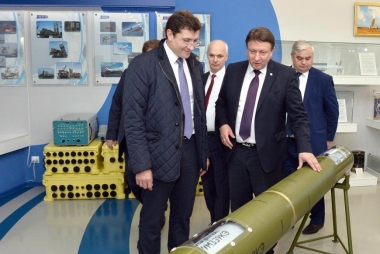 АПЗ посетил временно исполняющий обязанности губернатора Нижегородской области Глеб Никитин. Автор фото: Александр Барыкин