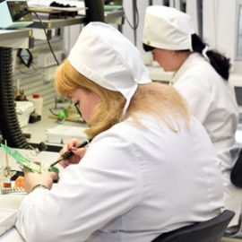 Участок монтажа печатных плат в цехе № 41 АО «АПЗ»