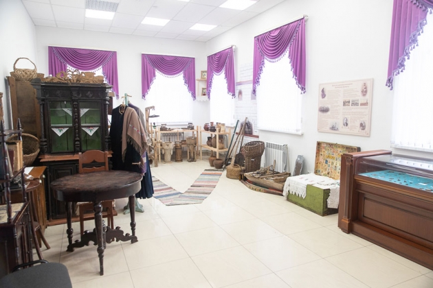 Экспонат краеведческого музея в Общественном центре села Хирино
