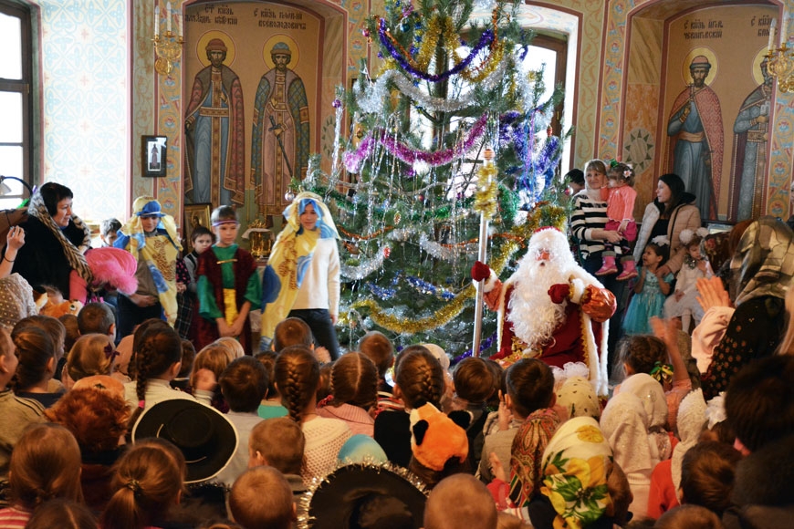 Рождественский утренник для детей в храме Святого Иоанна в селе Хирино