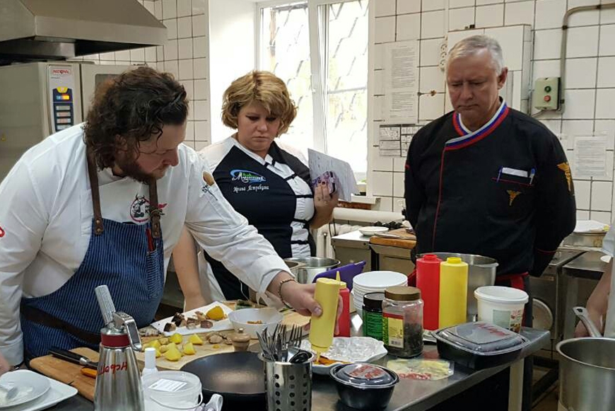 Кулинарный мастер-класс на кухне профилактория «Морозовский»