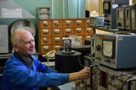 Пётр Васильевич Мирошников, начальник лаборатории пьезокерамических материалов НПК-3