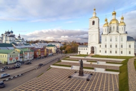 Площадь Сергия Страгородского, которая появилась в Арзамасе стараниями АПЗ и других предприятий города