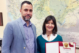 Генеральный директор компании «СОЦИУМ-ЭНЕРГО» Вячеслав Дереш и специалист отдела по работе с клиентами Регина Павлова