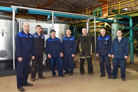 Сотрудники компрессорного участка