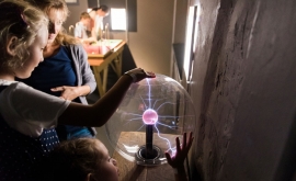 В Музее занимательных наук «Экспериментаниум». Автор фото: Александр Омельянчук