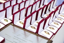 Почётныt знаки «Ветеран «СОЦИУМА»