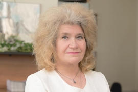 Елена Валентиновна Камнева, эксперт-аналитик редакции газеты «Военно-промышленный курьер»