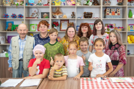 В Общественном центре, который был построен в селе Хирино холдингом  «СОЦИУМ», собрался замечательный коллектив