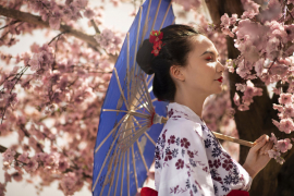 <a href="https://ru.freepik.com/free-photo/side-view-woman-with-wagasa-umbrella_32673145.htm#page=3&query=%D1%8F%D0%BF%D0%BE%D0%BD%D0%B8%D1%8F%20%D0%BA%D0%BE%D1%80%D0%B5%D1%8F&position=29&from_view=search&track=ais">Изображение от pikisuperstar</a> на Freepik