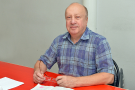 Сергей Дуруев, начальник заготовительного цеха №51 АО «АПЗ». Фото Александра Барыкина
