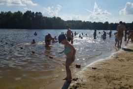 На пляже пансионата «Морозовский»