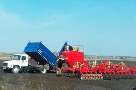 Посевные работы в селе Хирино