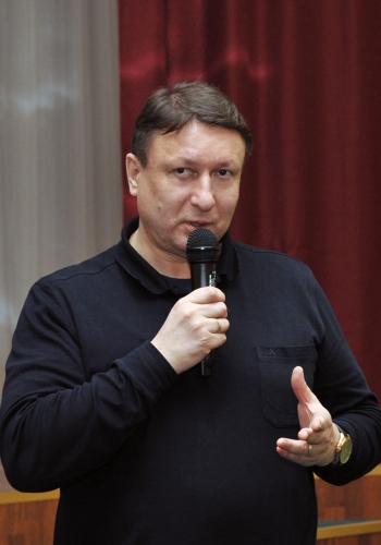 Олег Лавричев, генеральный директор АПЗ, на семинаре-совещании