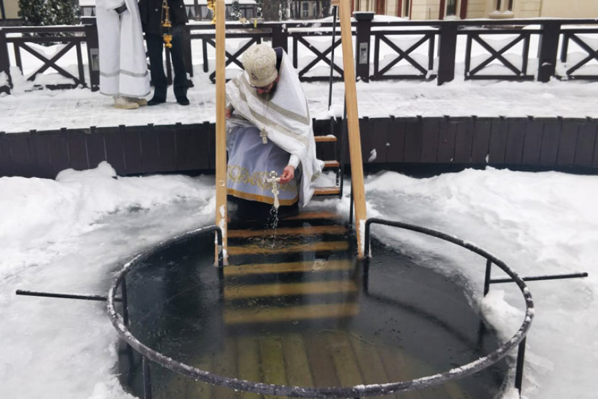 Освящение воды в Обители святой Елисаветы в Покровском-Стрешневе. 19 января 2021 года