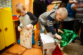 Вручение подарков воспитанникам Калязинского детского дома. 2021 год