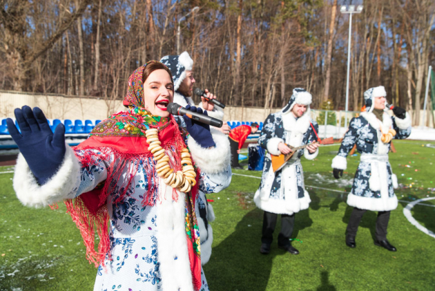 Праздник Масленицы в Покровском-Стрешнево на территории Обители Святой Елисаветы. 2019 год