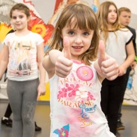 Занятия в продюсерском центре «Юный артист»