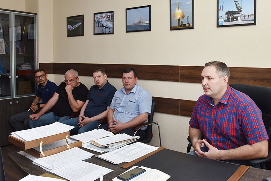 Представители промышленных предприятий на АПЗ