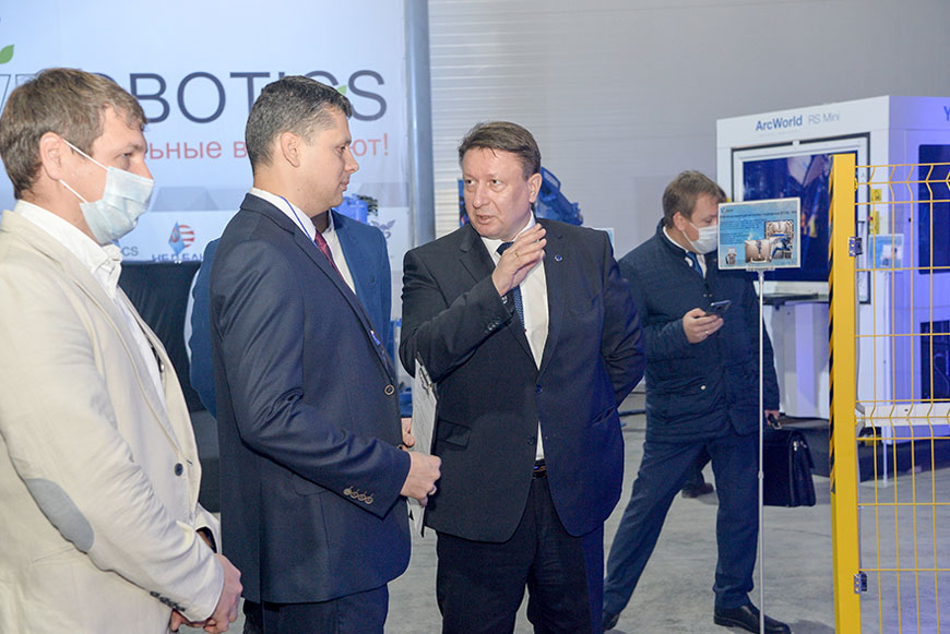 Первый нижегородский Салон промышленных роботов VRobotics-2020