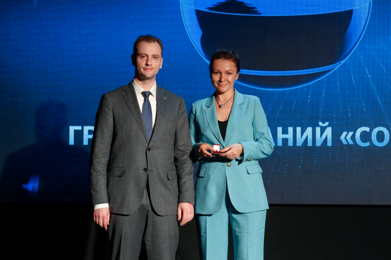 Игорь Ильини и Екатерина Латынцева на VIII ежегодной Конференции руководящего состава Группы компаний «Социум». 10 июня 2022 год