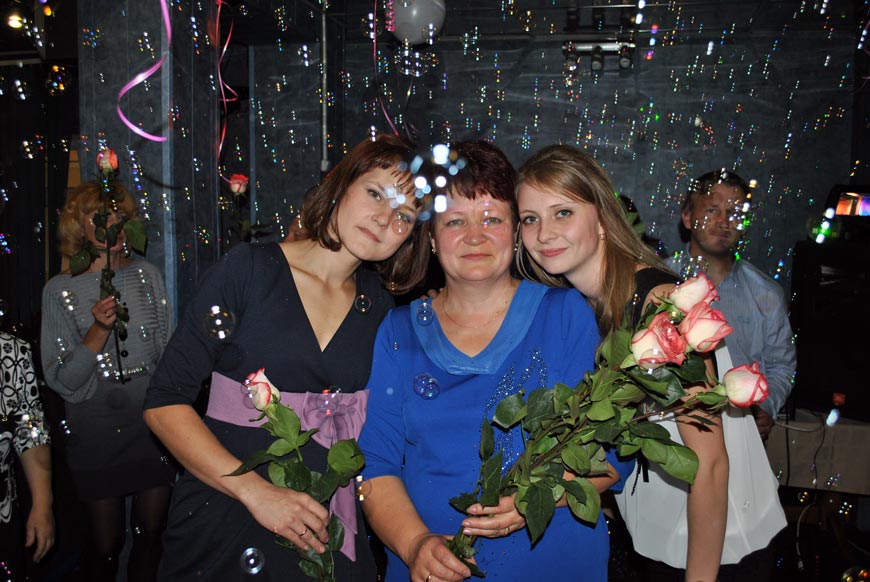 Елена Калиганова с дочерьми