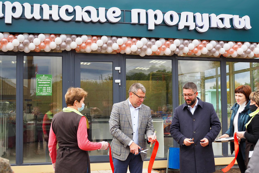 Открытие магазина «Хиринские продукты» в селе Хирино. Автор фото: Оксана Скопцова