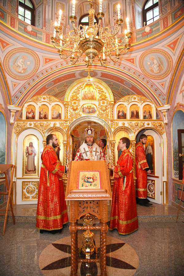 Освящение храма Святой Великой княгини Елисаветы 13 мая 2012 года